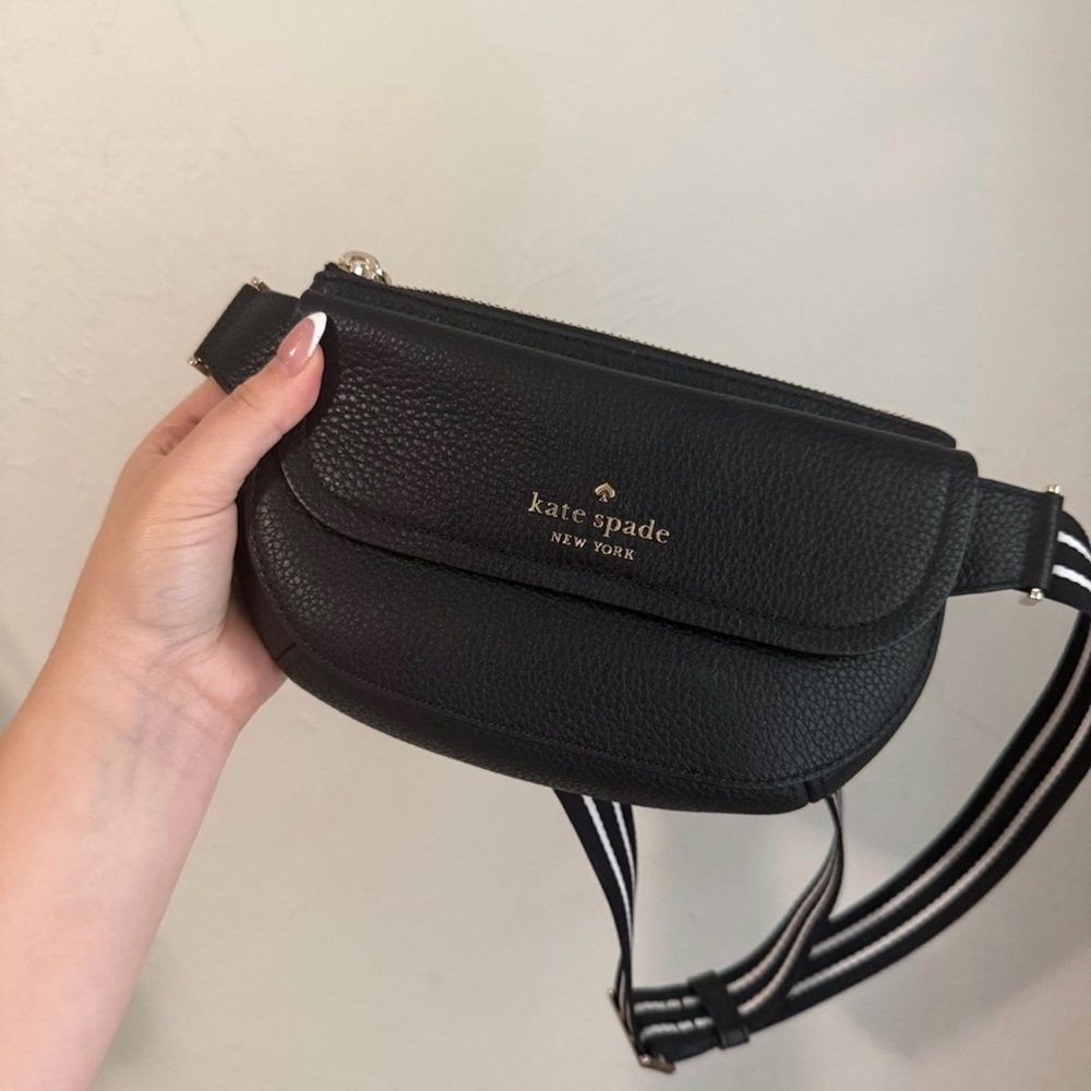 FLASH SALE!
Kate Spade Black Pebbled Leather Crossbody Belt Bag